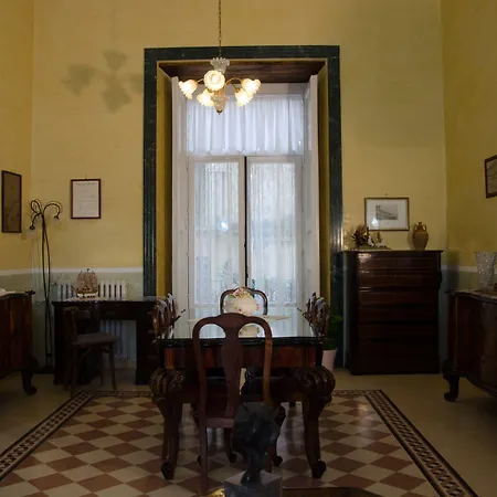 B&B Centrale Bed & Breakfast Salerno