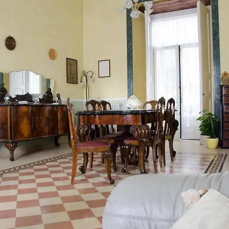 B&B Centrale Bed & Breakfast Salerno