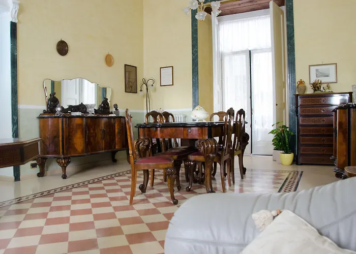 B&B Centrale 2* Σαλέρνο