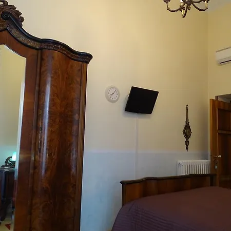 Alojamento de Acomodação e Pequeno-almoço B&B Centrale