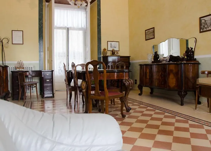 B&B Centrale 2* Salerno