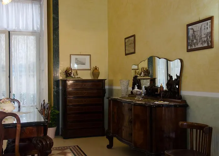 Bed & Breakfast B&B Centrale Salerno